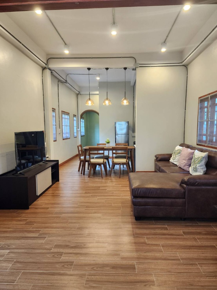 3 ห้องนอน บ้านเดี่ยว สำหรับเช่า ใน สำเหร่, ธนบุรี, กรุงเทพมหานคร - Image 2