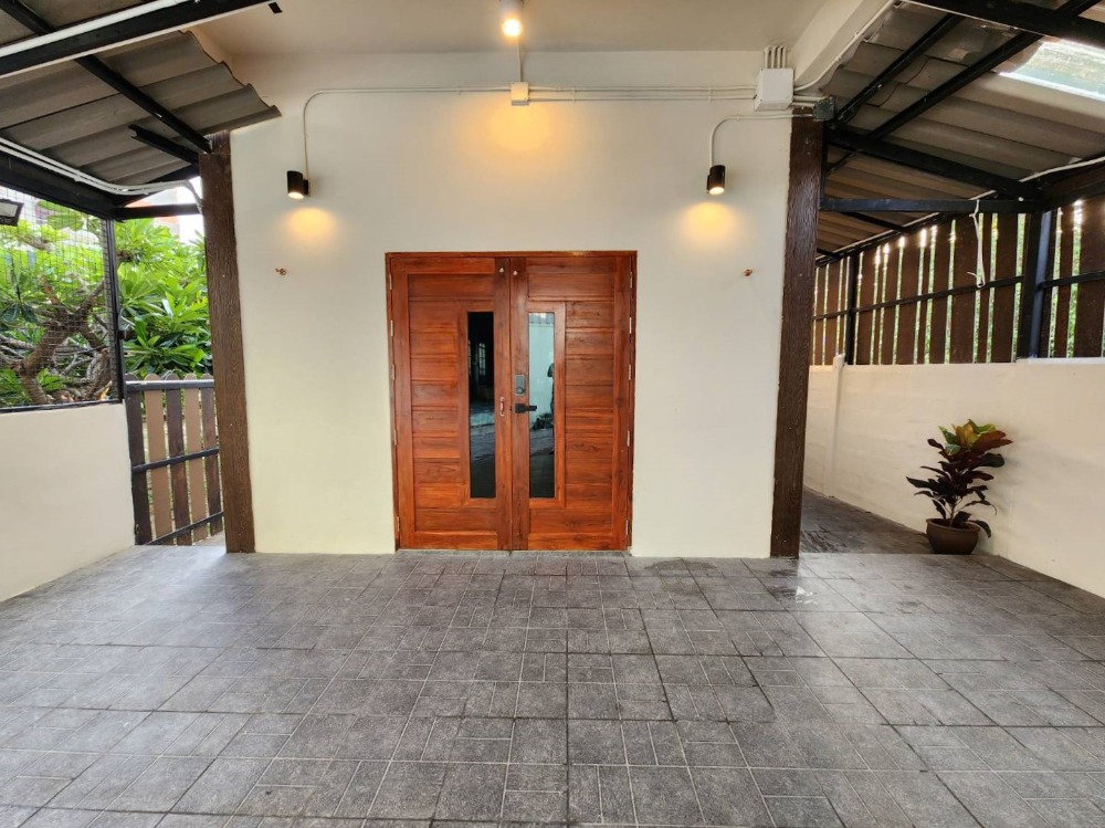 3 ห้องนอน บ้านเดี่ยว สำหรับเช่า ใน สำเหร่, ธนบุรี, กรุงเทพมหานคร - Image 7