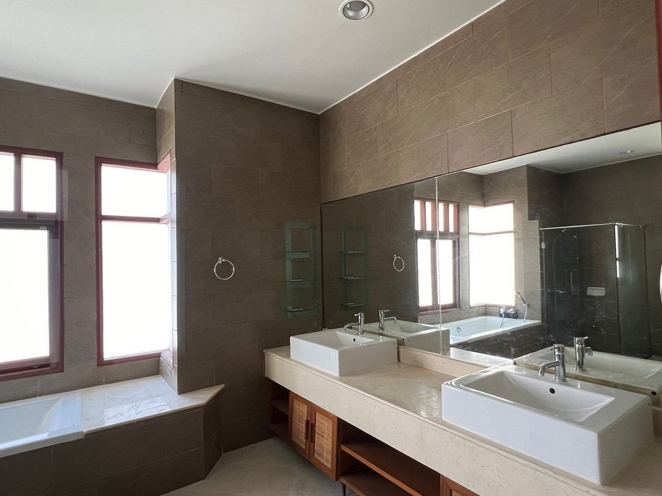 4 ห้องนอน บ้านเดี่ยว สำหรับเช่า ใน หนองแจง, บึงสามพัน, เพชรบูรณ์ - Image 7