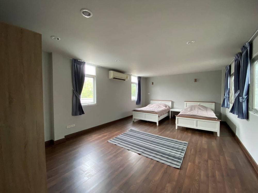 3 Bedroom House For Sale in Khlong Tan Nuea, Vadhana, Bangkok - Image 8
