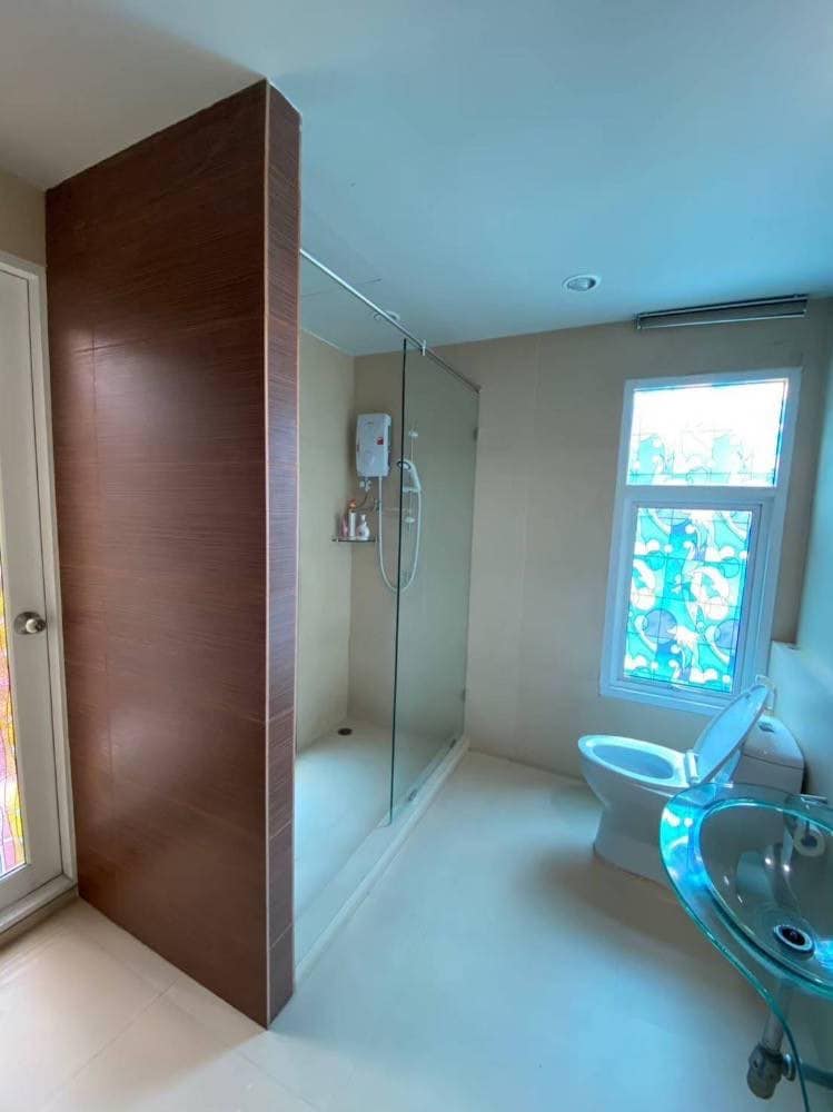 3 Bedroom House For Sale in Khlong Tan Nuea, Vadhana, Bangkok - Image 4