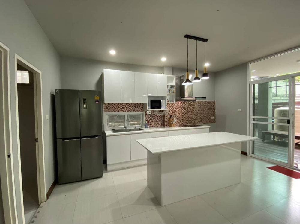 3 Bedroom House For Sale in Khlong Tan Nuea, Vadhana, Bangkok - Image 3