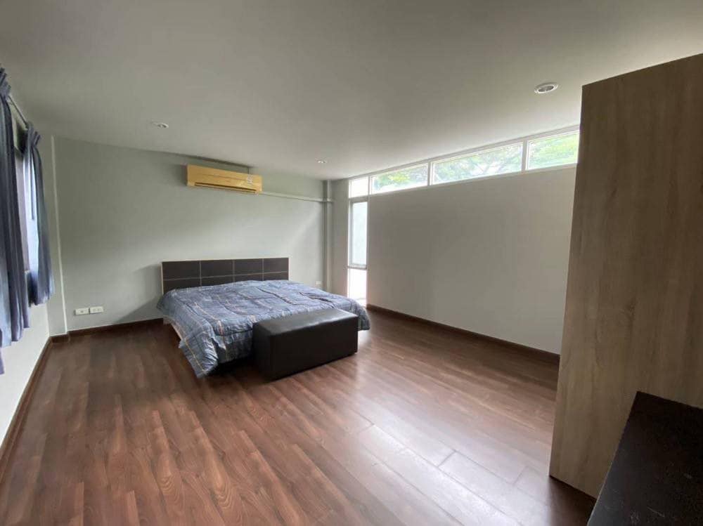 3 Bedroom House For Sale in Khlong Tan Nuea, Vadhana, Bangkok - Image 7