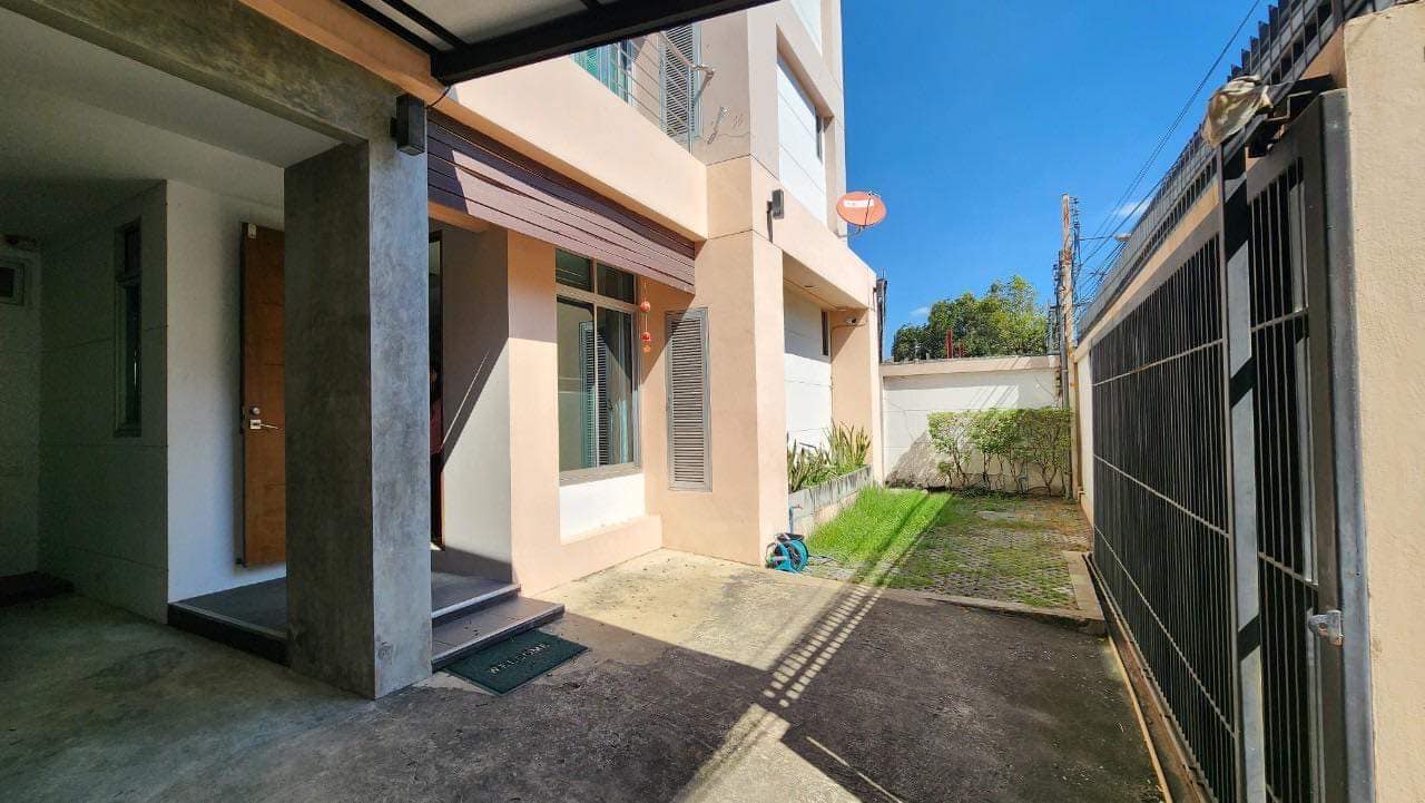 4 Bedroom House  in Khlong Tan Nuea, Vadhana, Bangkok - Image 10