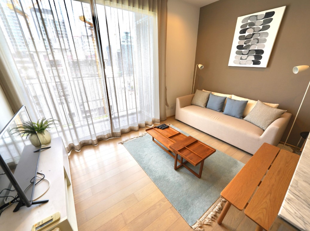 1 Bedroom Condo For Sale in Khlong Tan Nuea, Vadhana, Bangkok - Image 1