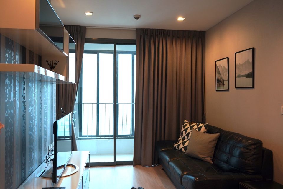 Ideo Mobi Phayathai - Image 1