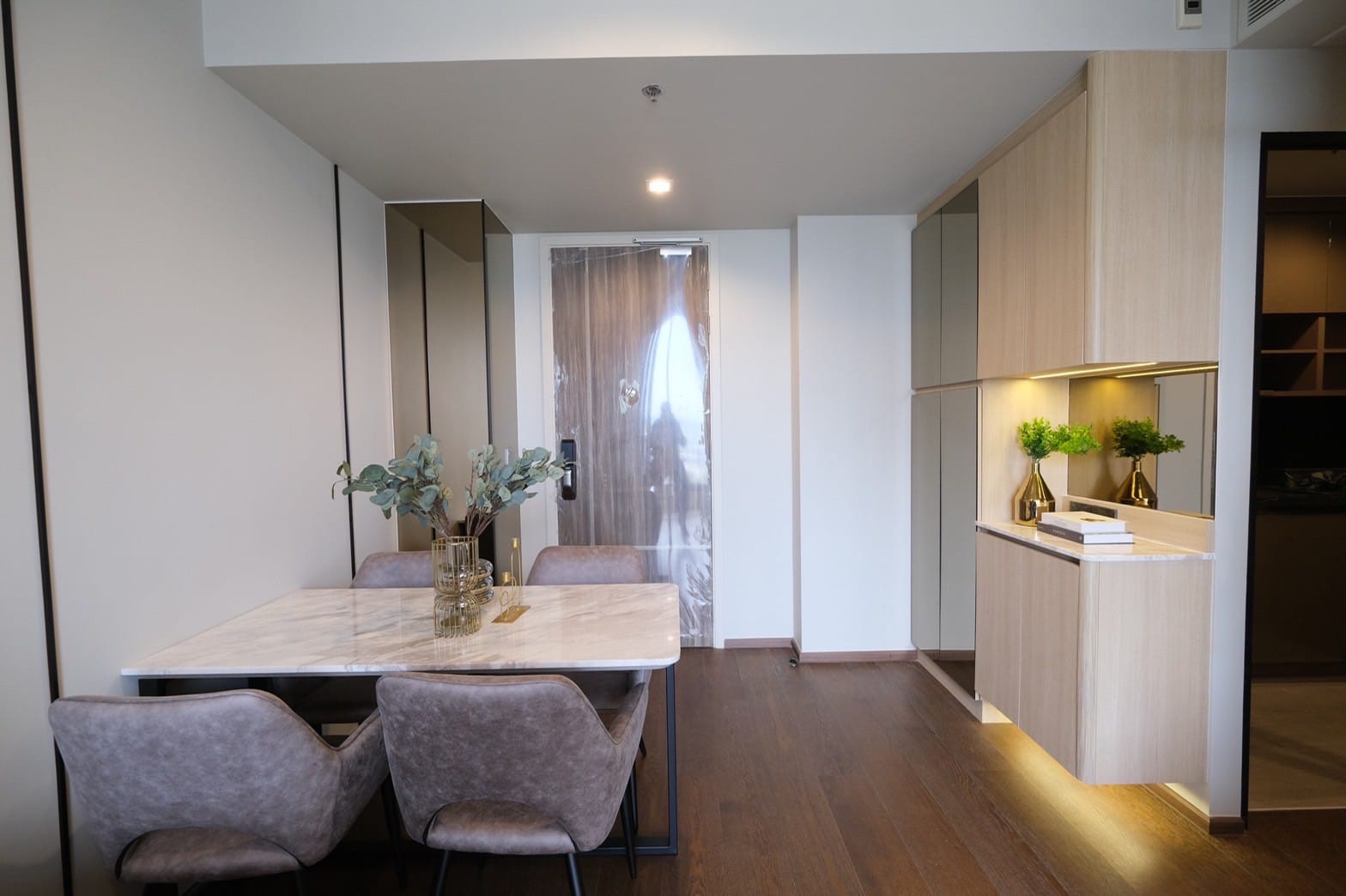 Ideo Q Sukhumvit 36 - Image 3