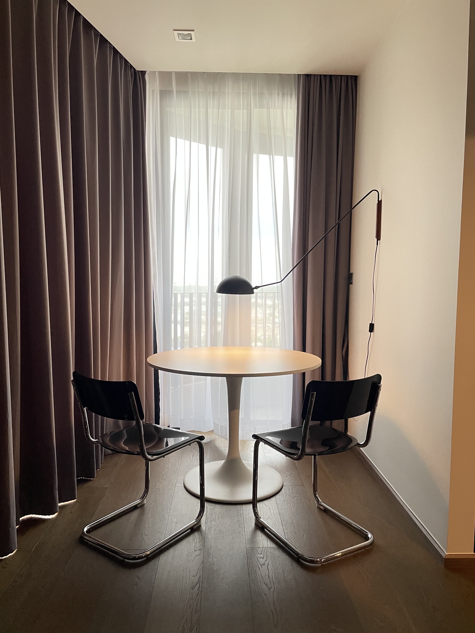 1 Bedroom Condo For Sale in Khlong Tan, Khlong Toei, Bangkok - Image 2