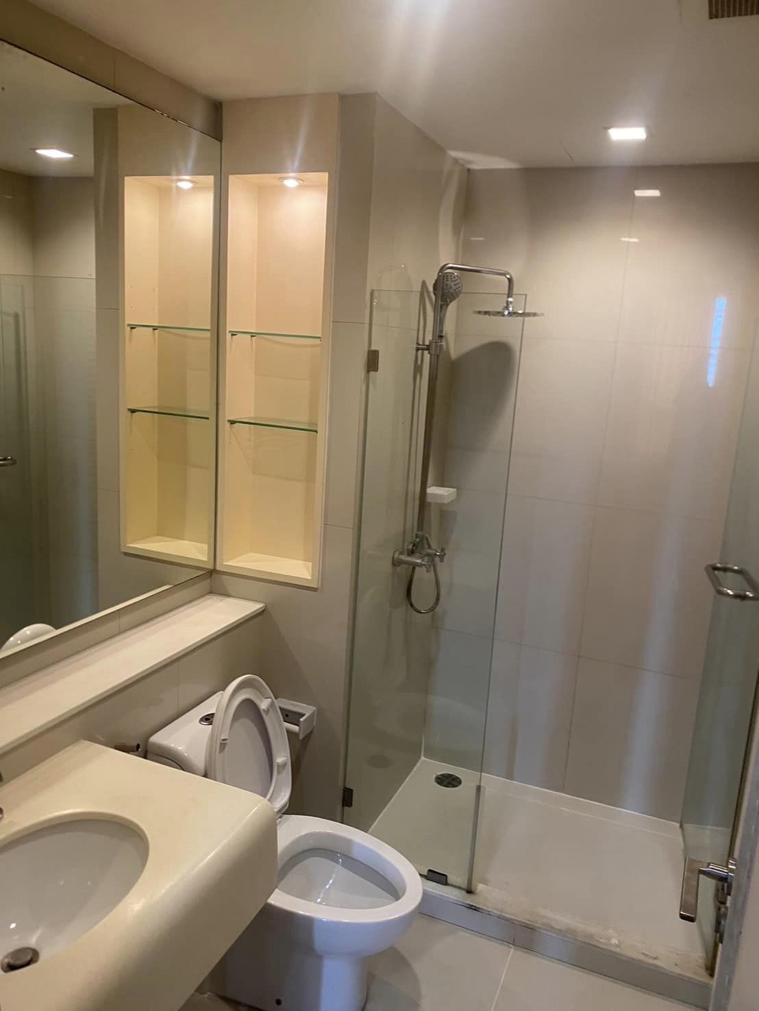 Ivy Sathorn 10 - Image 5