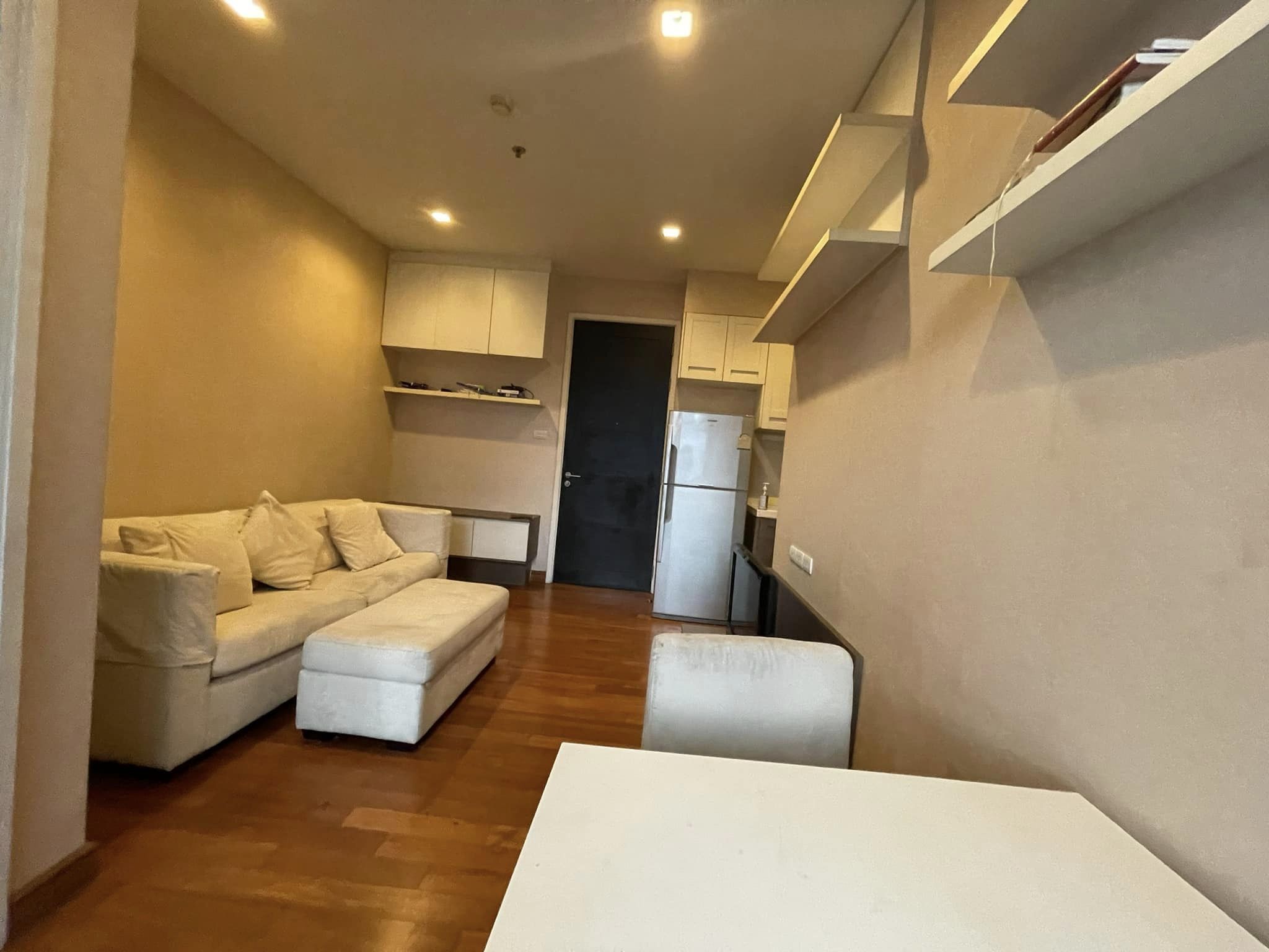 Ivy Sathorn 10 - Image 1