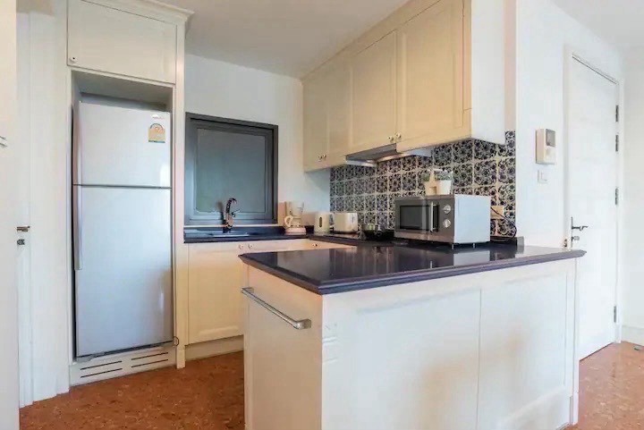 Aguston Sukhumvit 22 - Image 10