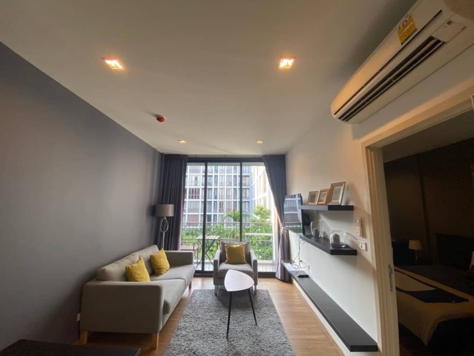 Hasu Haus - Image 1