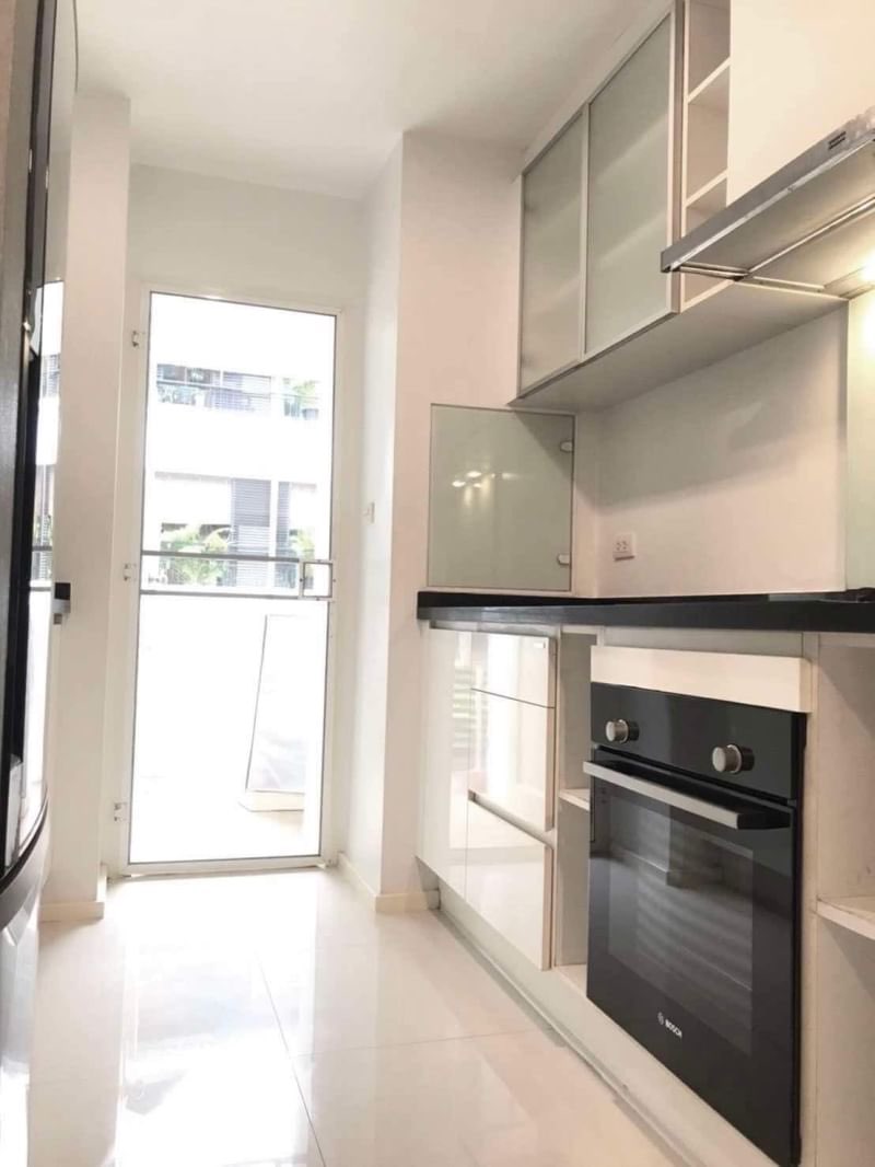 Pearl Residences Sukhumvit 24 - Image 3