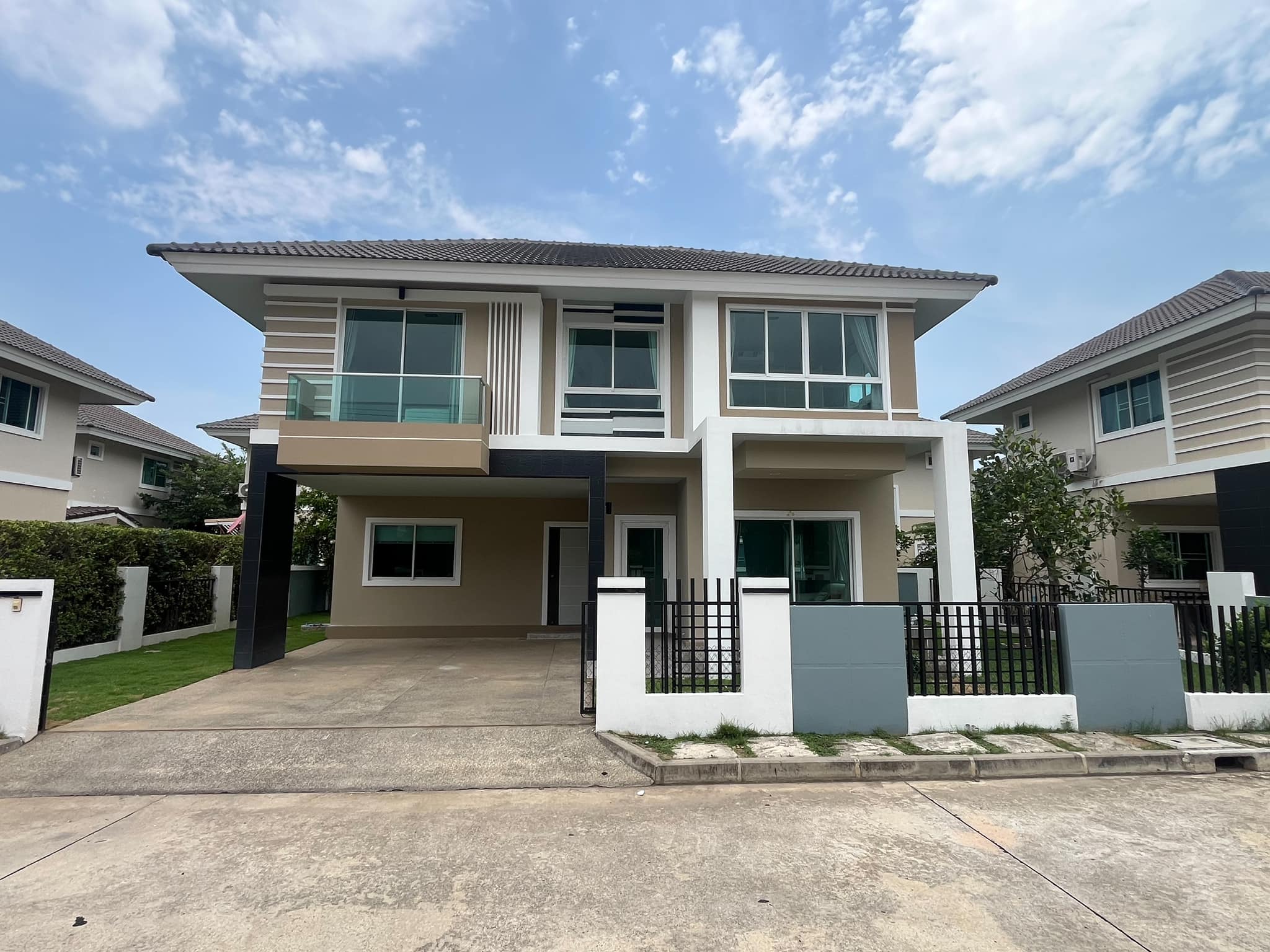 Baan Karnkanok 12 Phase 2 - Image 1