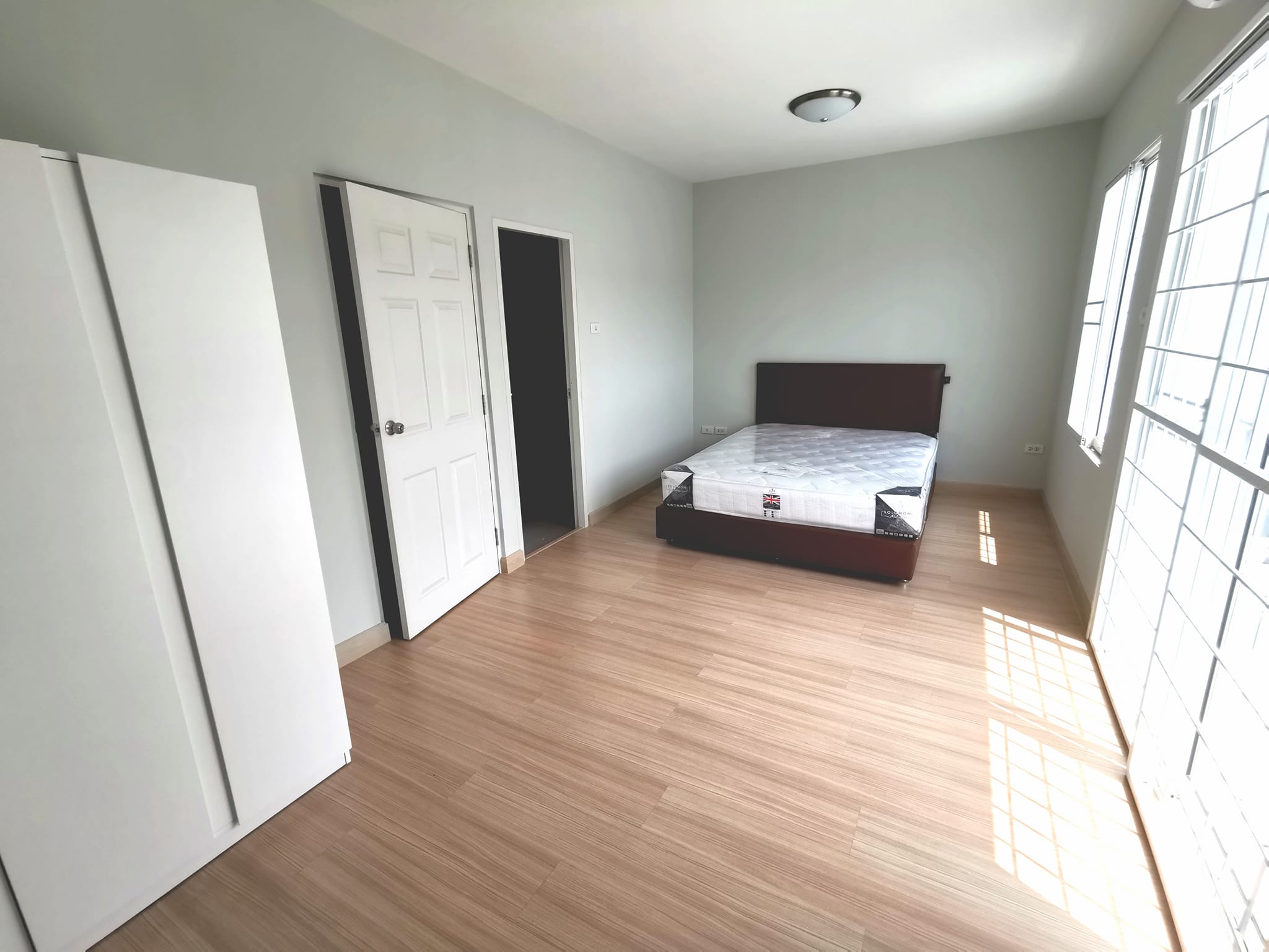 3 Bedroom Townhouse For Rent in Nong Phueng, Saraphi, Chiang Mai - Image 6