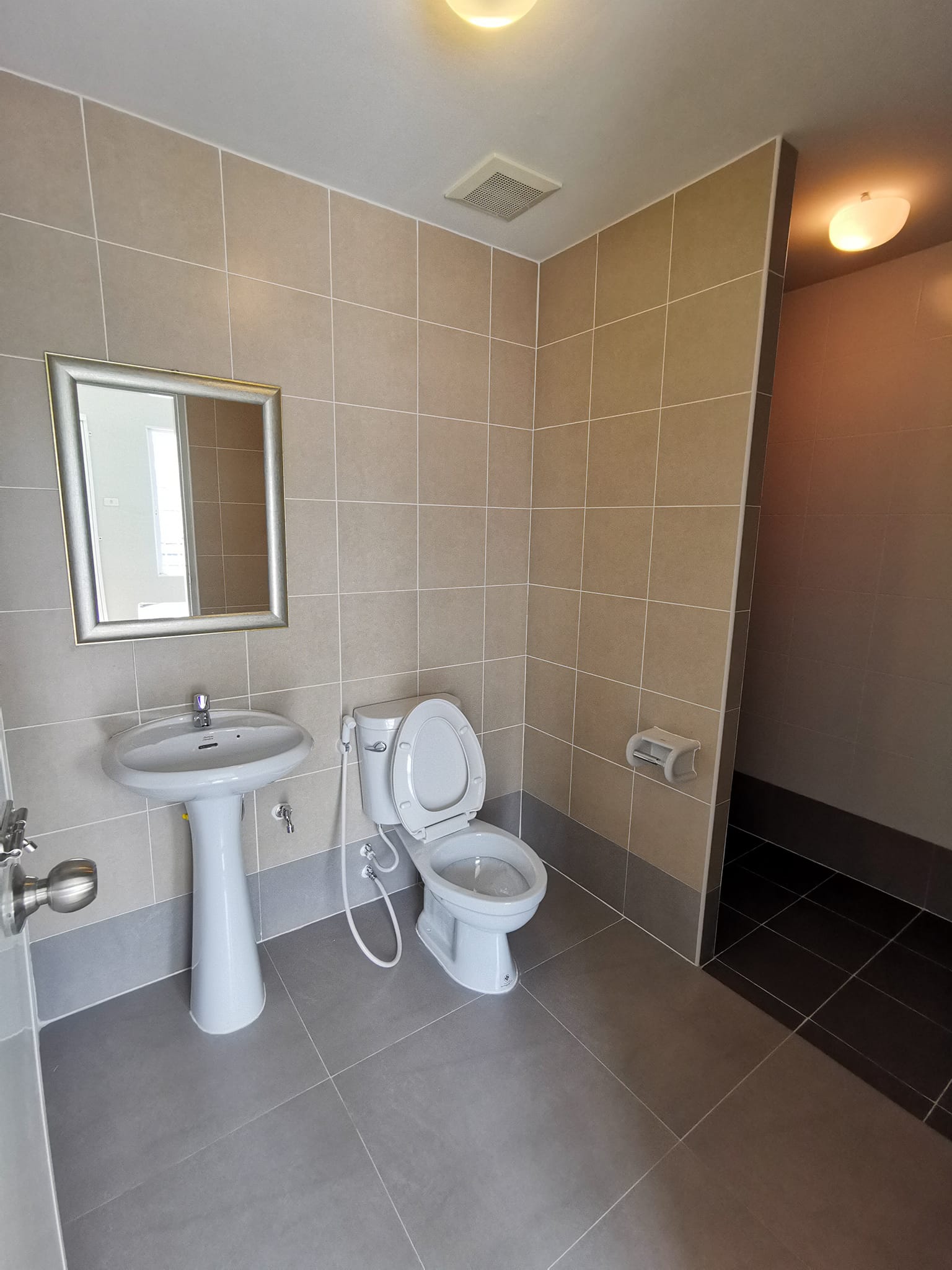 3 Bedroom Townhouse For Rent in Nong Phueng, Saraphi, Chiang Mai - Image 4