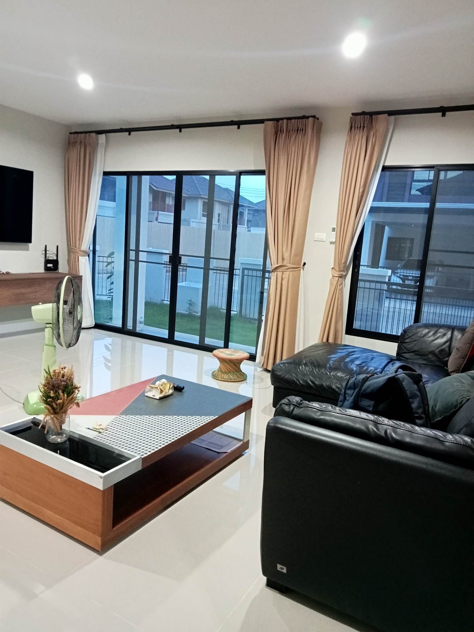 4 卧室 独立房屋 出租 在  - Image 14