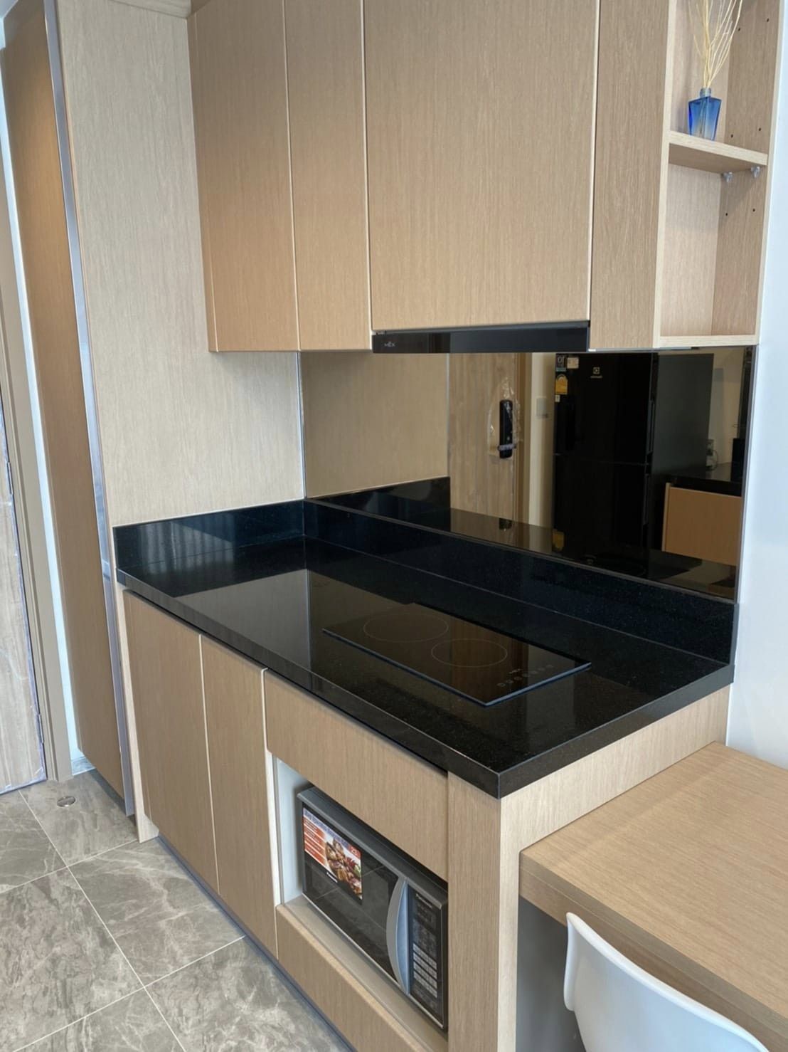 1 Bedroom Condo For Sale in Phra Khanong Nuea, Vadhana, Bangkok - Image 6