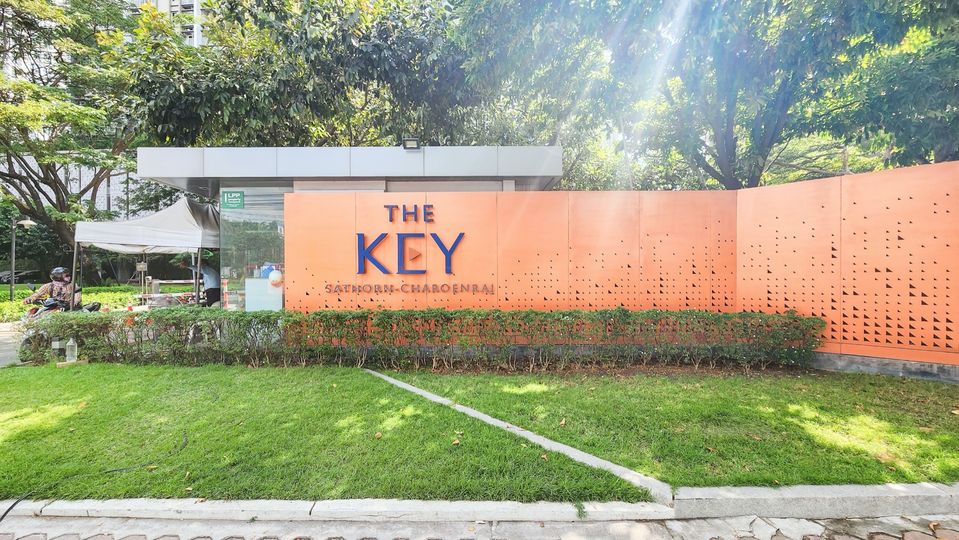 The Key Sathon-Charoen Rat - Image 5