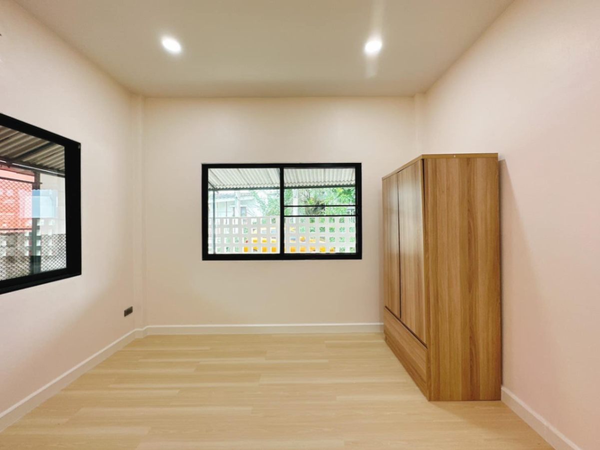 3 Bedroom House For Sale in Mae Hia, Mueang Chiang Mai, Chiang Mai - Image 6