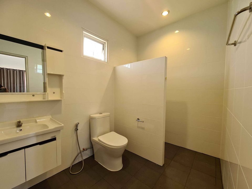 4 Bedroom House For Sale in Tha Wang Tan, Saraphi, Chiang Mai - Image 9