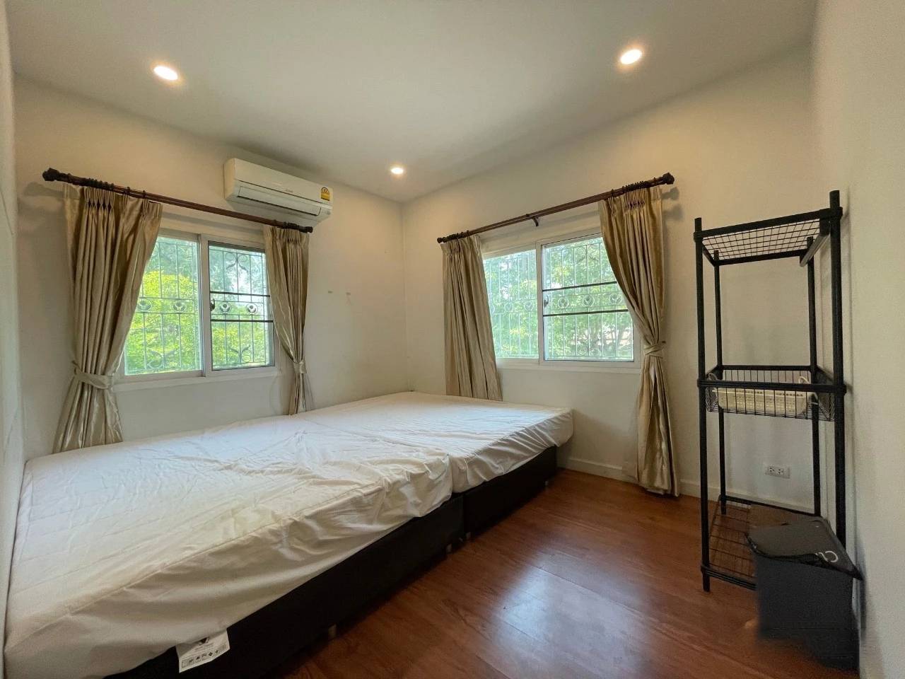 4 Bedroom House For Sale in Pa Bong, Saraphi, Chiang Mai - Image 9