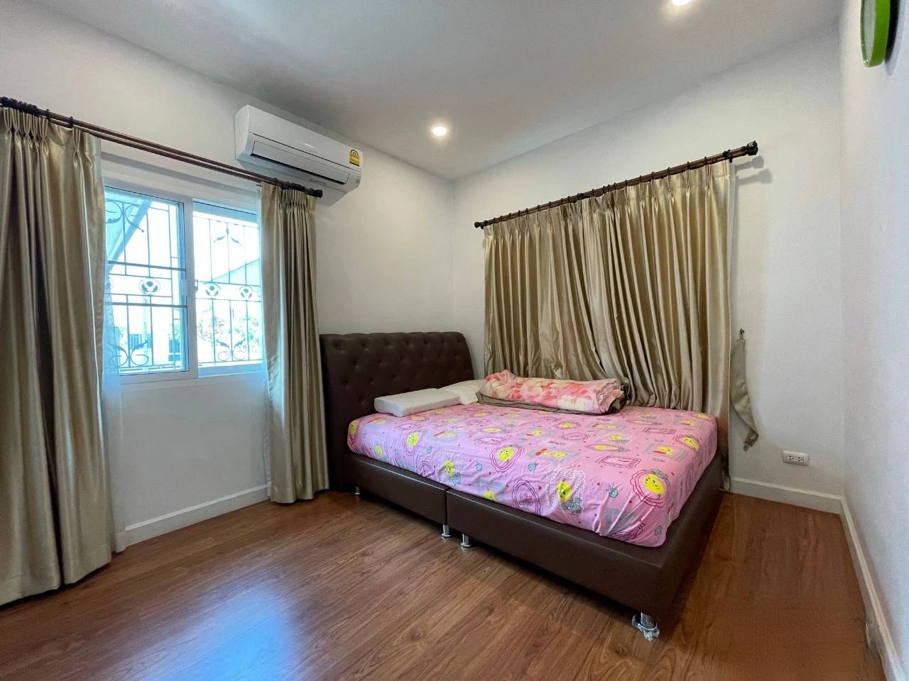 4 Bedroom House For Sale in Pa Bong, Saraphi, Chiang Mai - Image 8