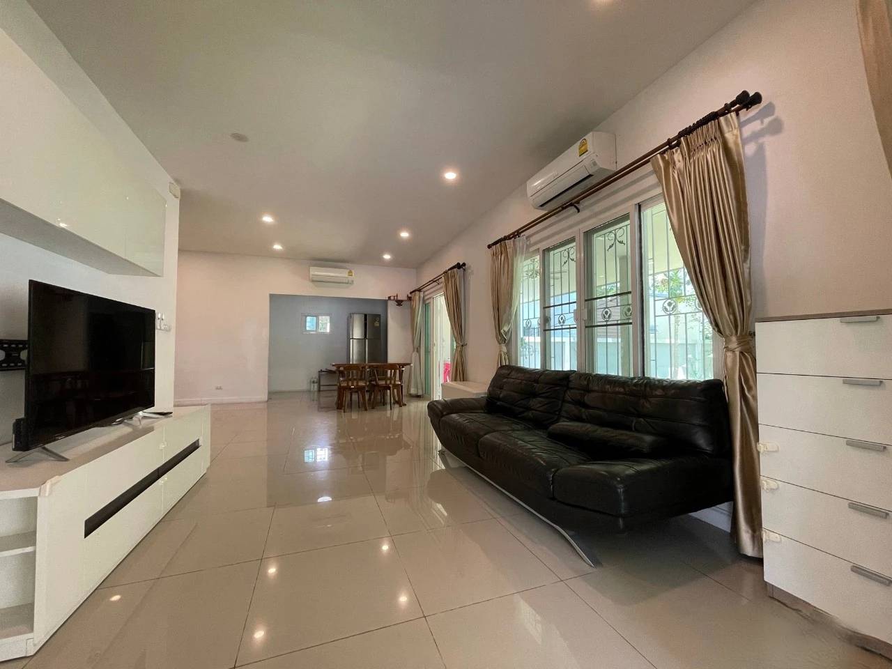 4 Bedroom House For Sale in Pa Bong, Saraphi, Chiang Mai - Image 2