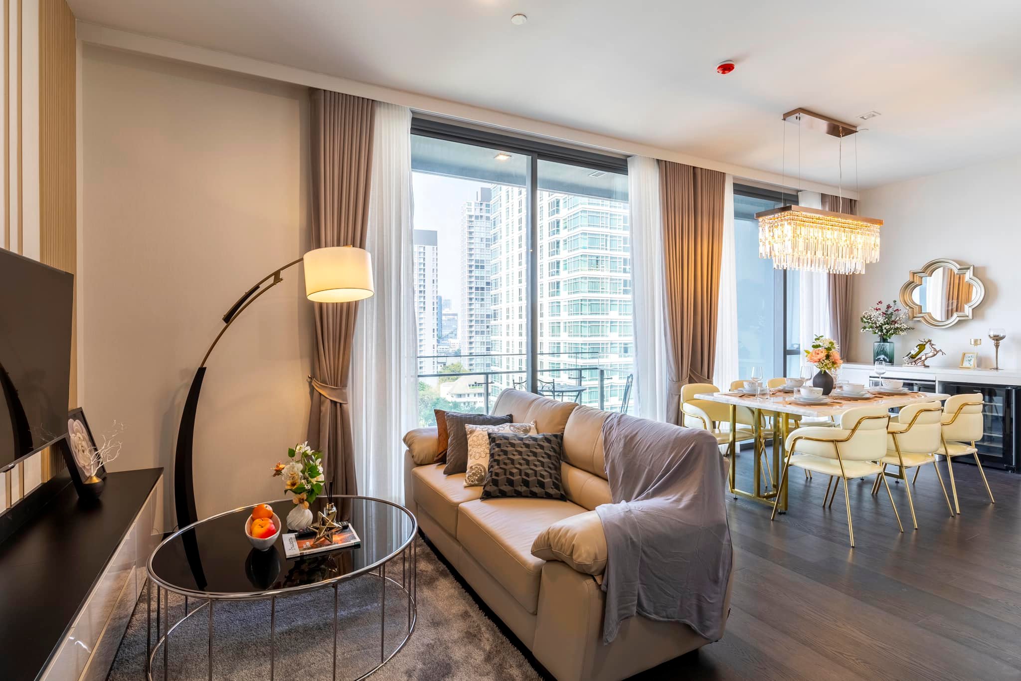 Laviq Sukhumvit 57 - Image 1