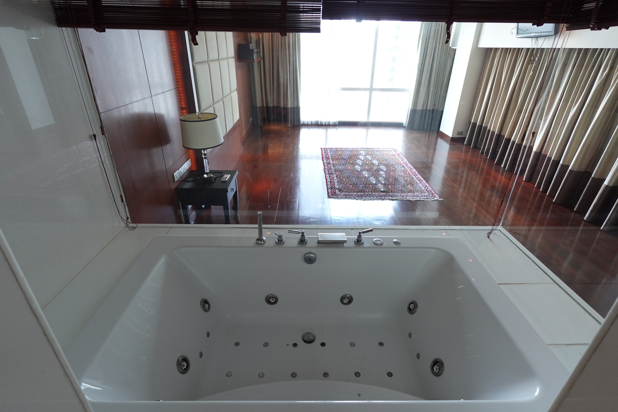 3 Bedroom Condo For Sale in Khlong Toei Nuea, Vadhana, Bangkok - Image 13