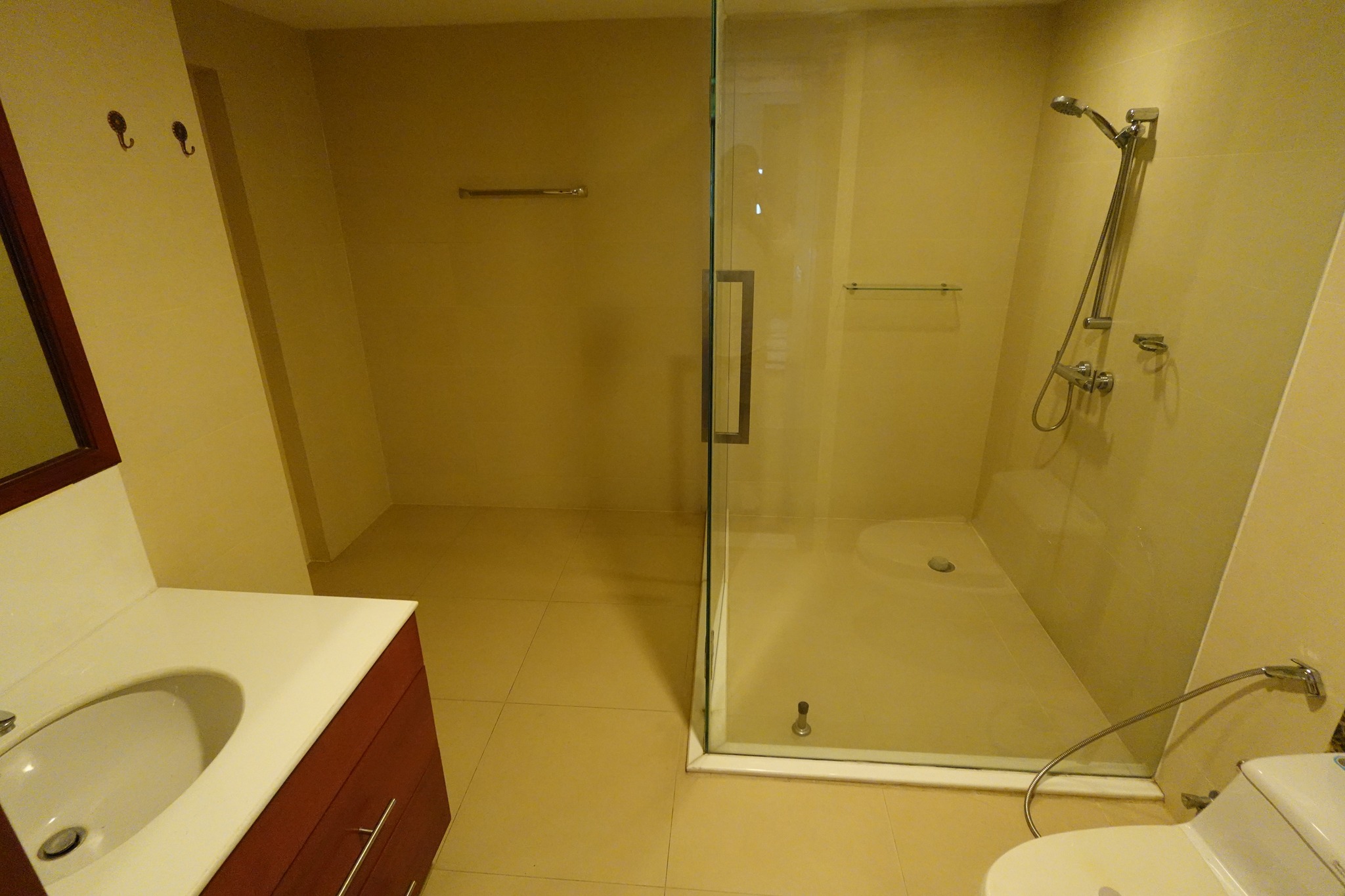 3 Bedroom Condo For Sale in Khlong Toei Nuea, Vadhana, Bangkok - Image 16