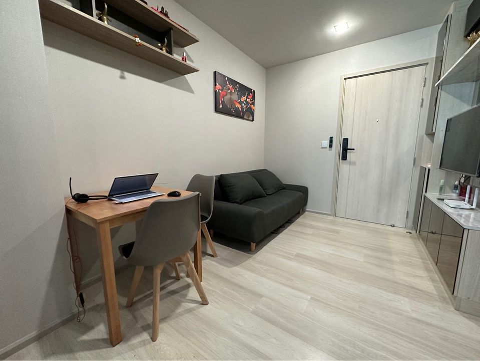 Life One Wireless - Image 1