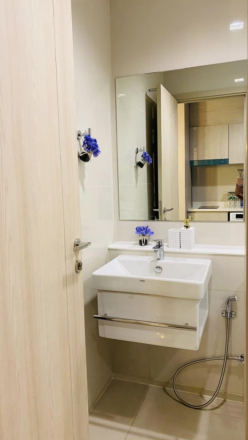 Life One Wireless - Image 23