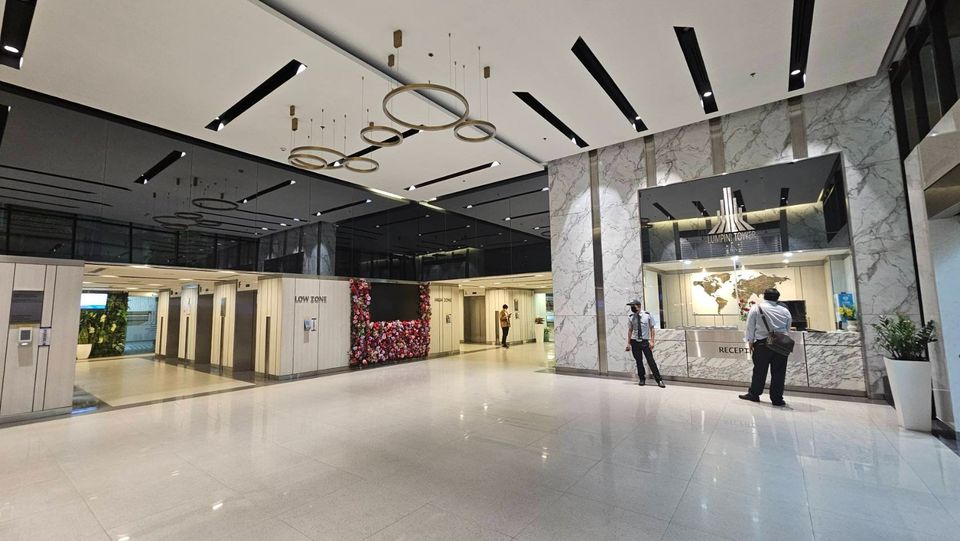  Retail Space For Sale in Thung Mahamek, Sathon, Bangkok - Image 3