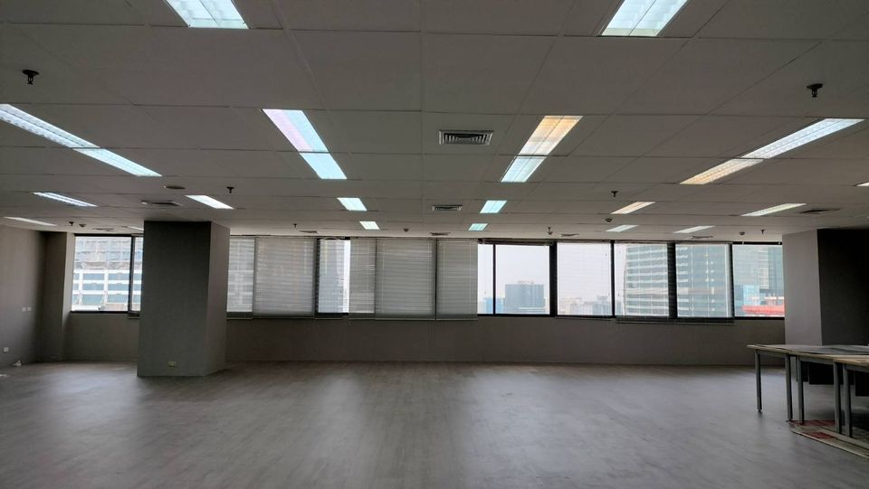 Retail Space For Sale in Thung Mahamek, Sathon, Bangkok - Image 4
