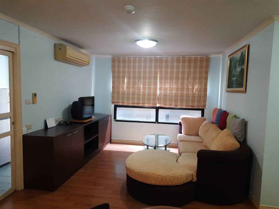 Lumpini Place Rama IV - Sathorn - Image 1