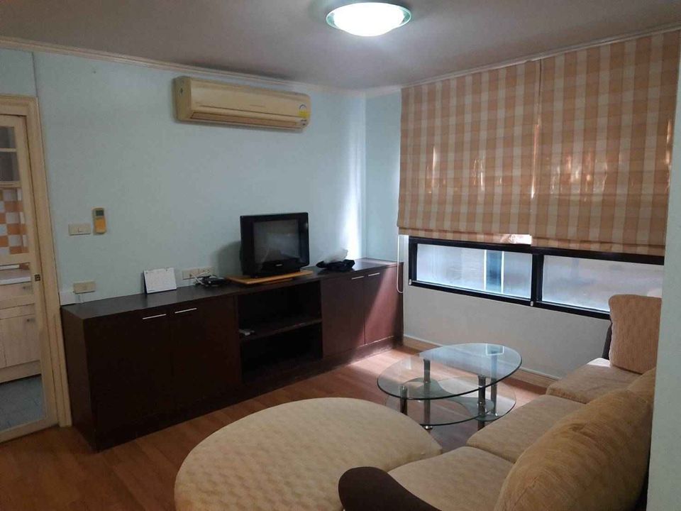 Lumpini Place Rama IV - Sathorn - Image 4