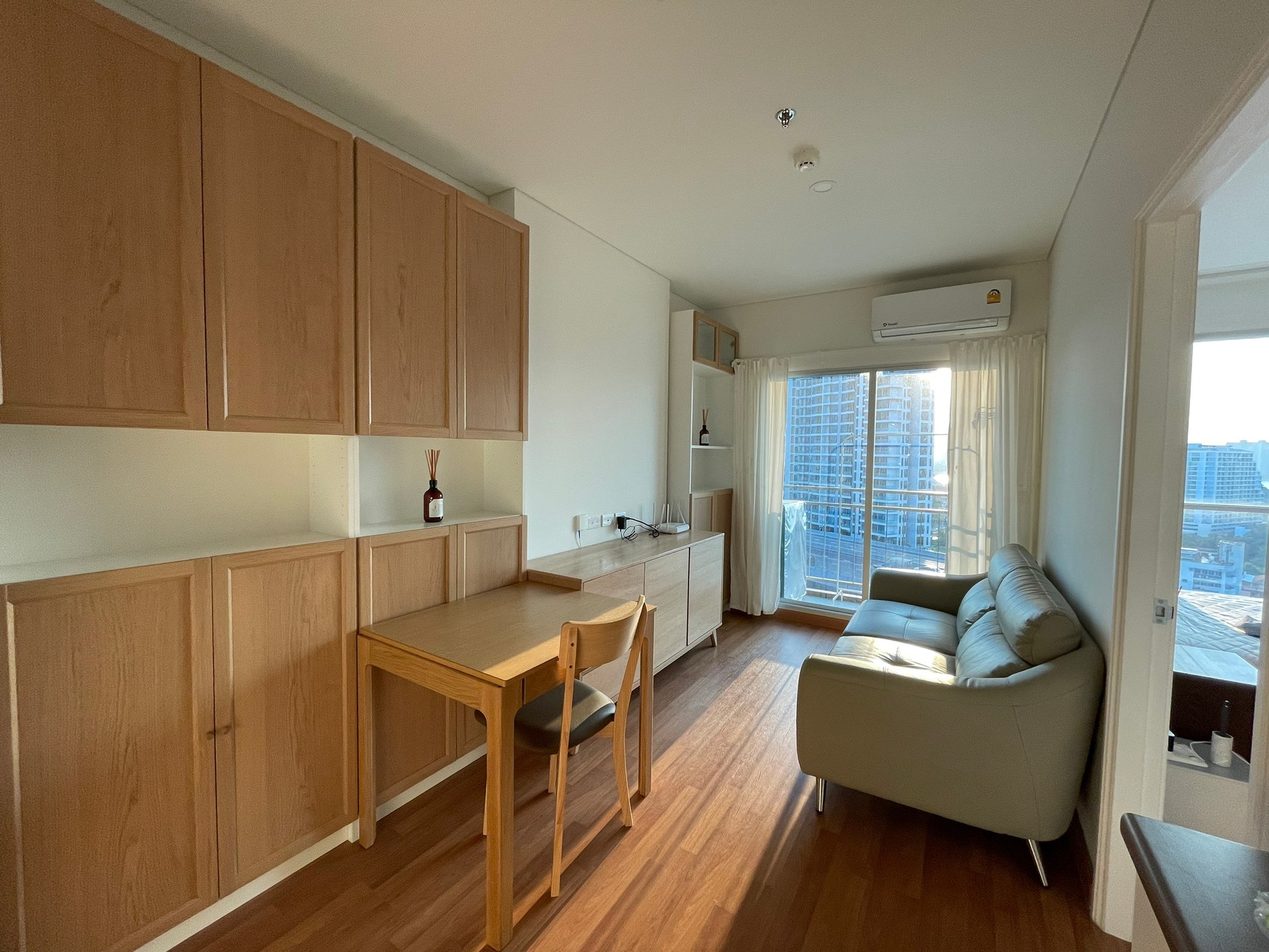 Lumpini Place Rama III - Riverview - Image 2