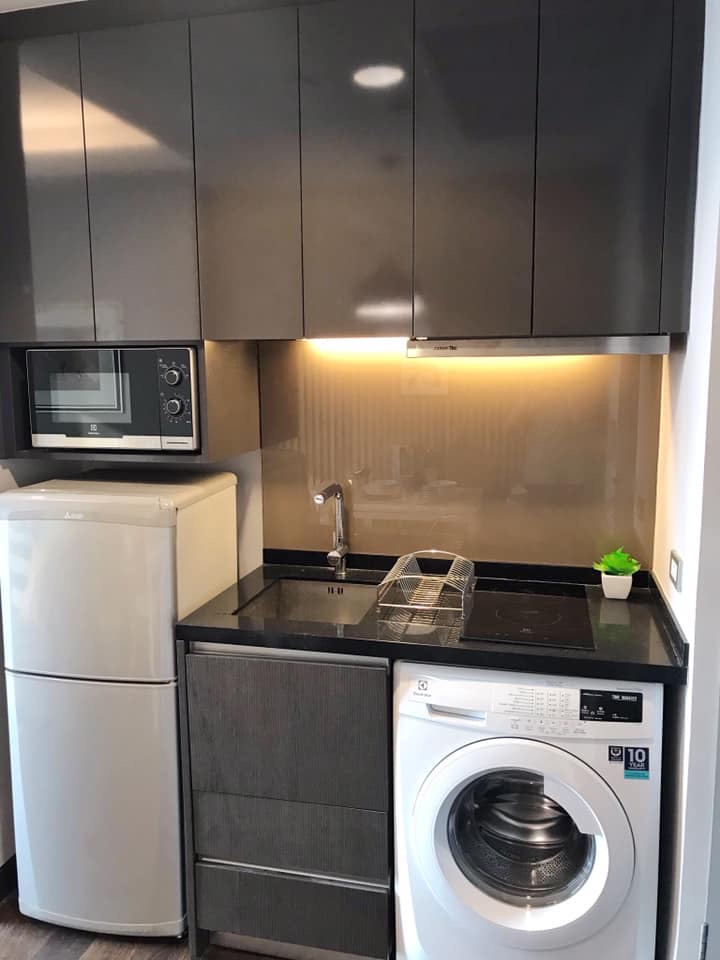 1 Bedroom Condo For Sale in Khlong Tan, Khlong Toei, Bangkok - Image 3