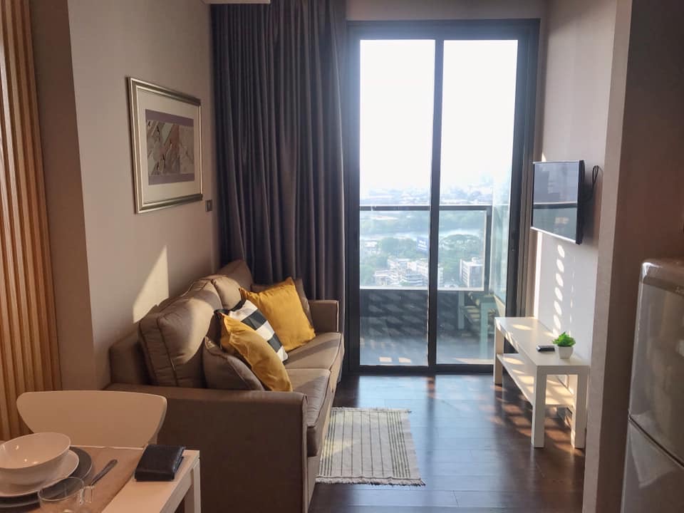 1 Bedroom Condo For Sale in Khlong Tan, Khlong Toei, Bangkok - Image 1