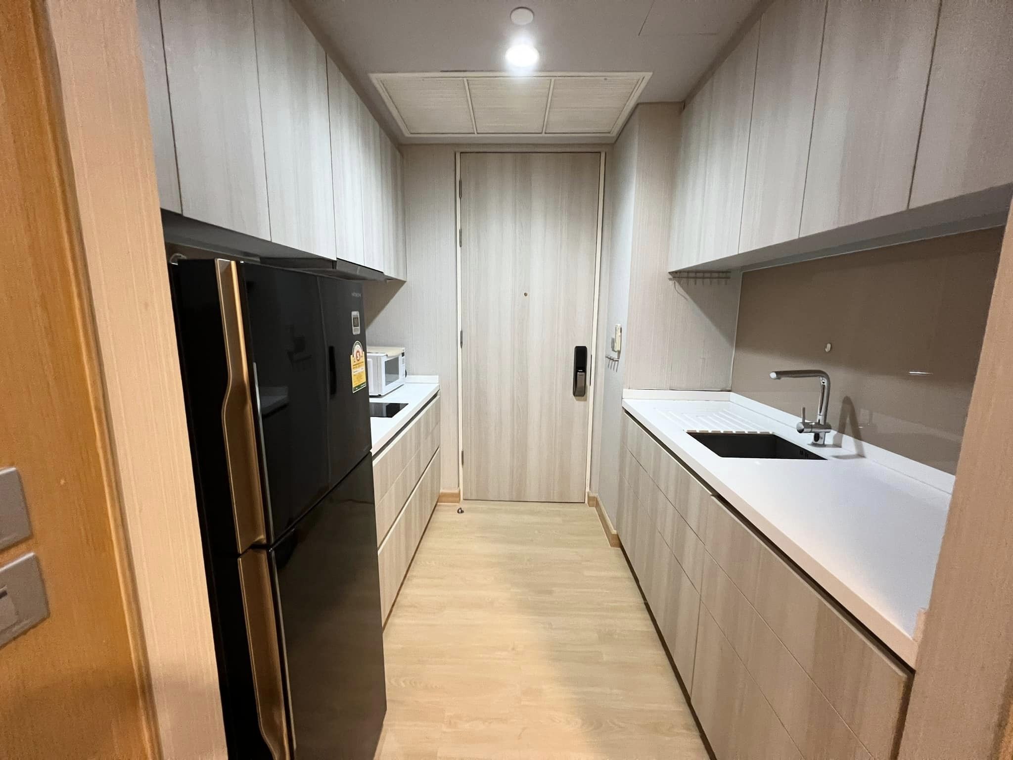 1 Bedroom Condo For Sale in Khlong Tan, Khlong Toei, Bangkok - Image 3