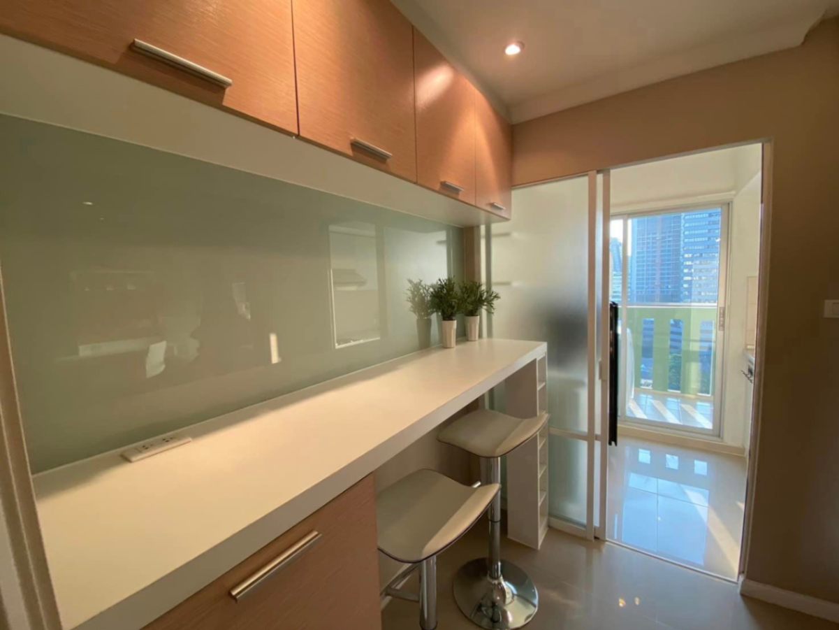 Lumpini place Rama 9- Ratchada - Image 20