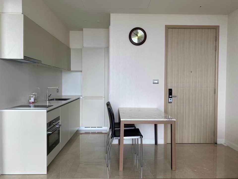 Magnolias Waterfront Residences - Image 7
