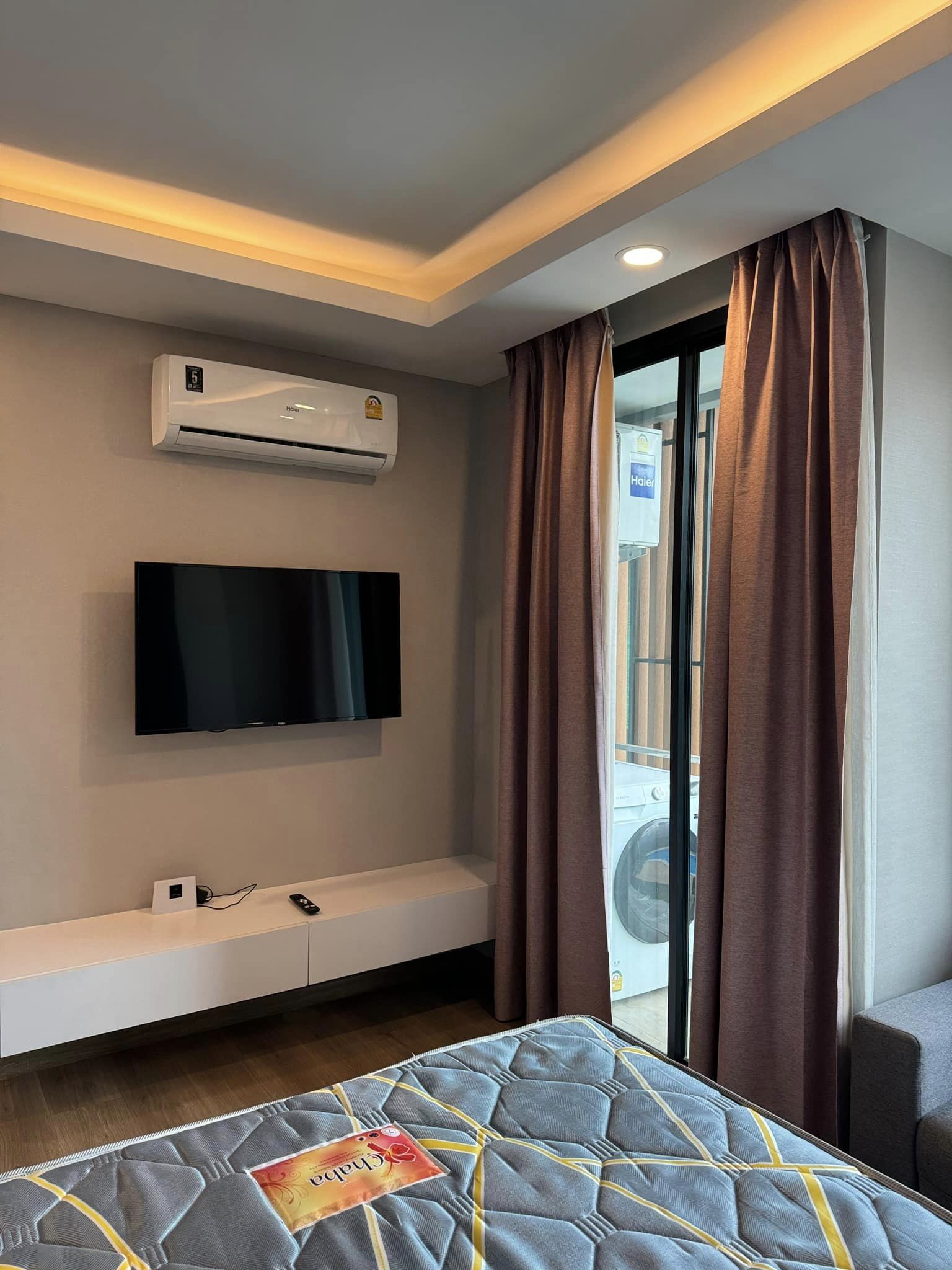 Mahidol Condo - Image 1