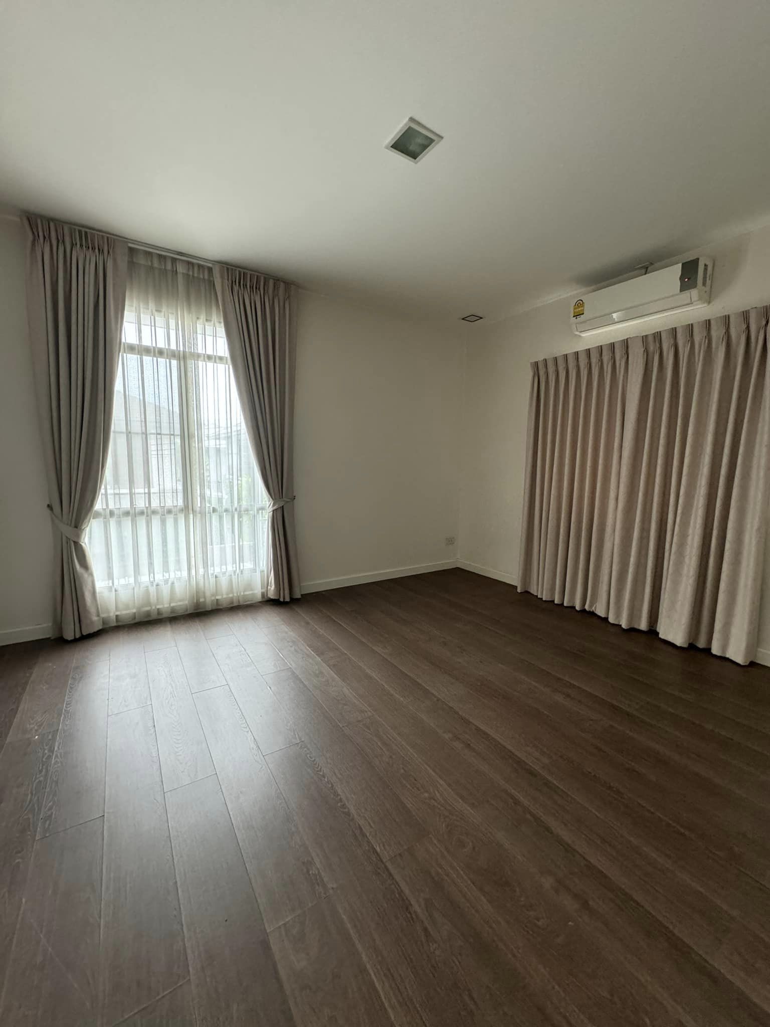 3 ห้องนอน บ้านเดี่ยว สำหรับเช่า ใน บางแก้ว, บางพลี, สมุทรปราการ - Image 6