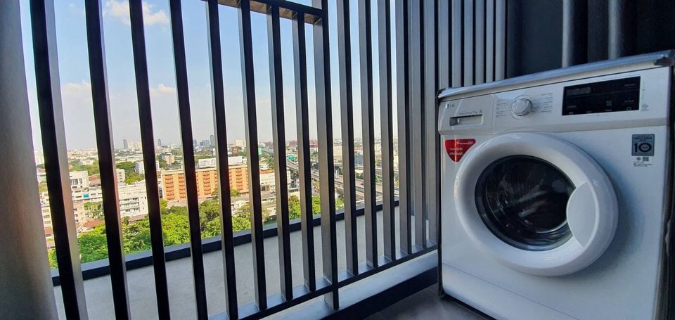 1 Bedroom Condo For Sale in Hua Mak, Bang Kapi, Bangkok - Image 5