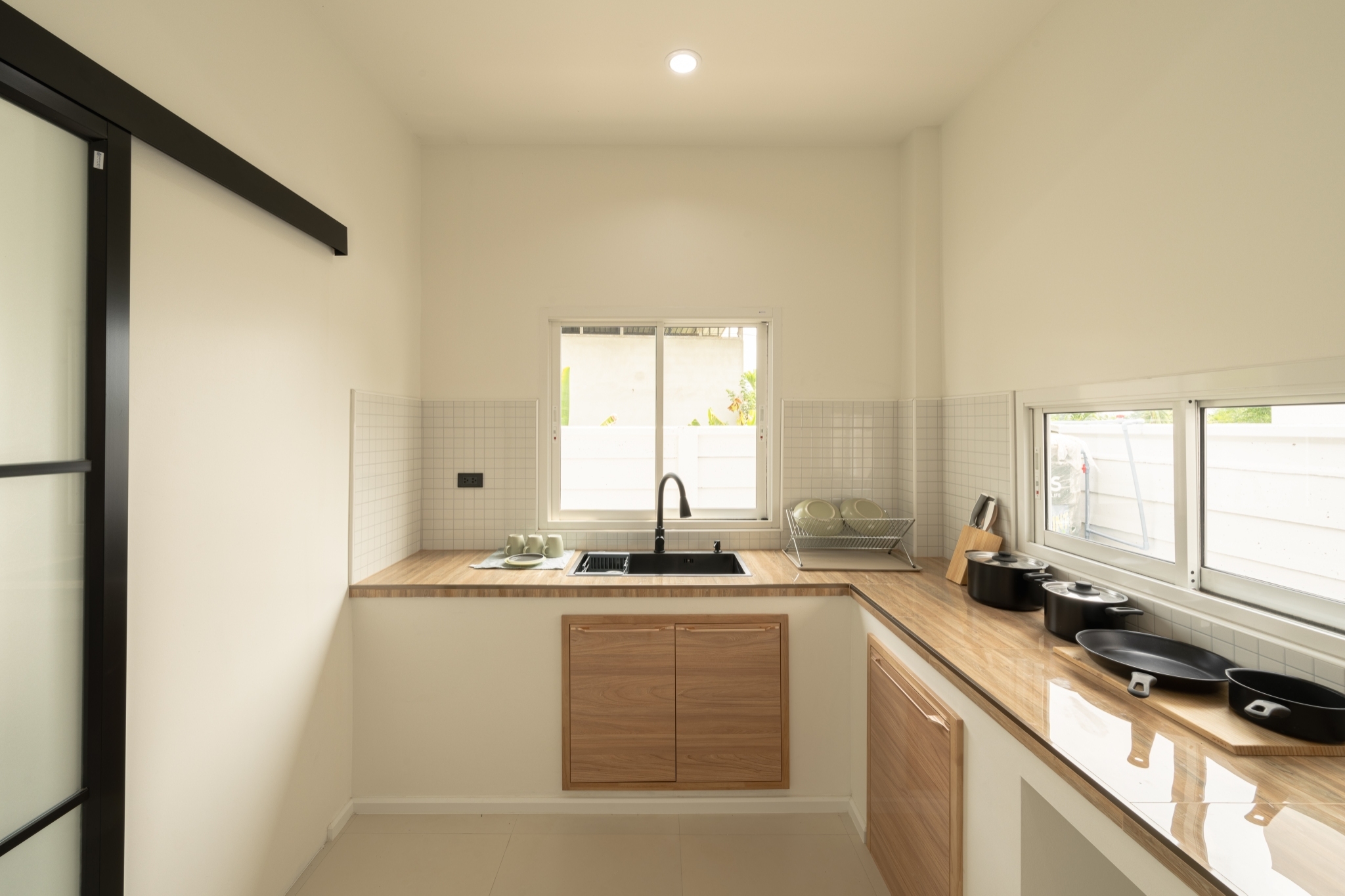 3 Bedroom House For Sale in San Phak Wan, Hang Dong, Chiang Mai - Image 6