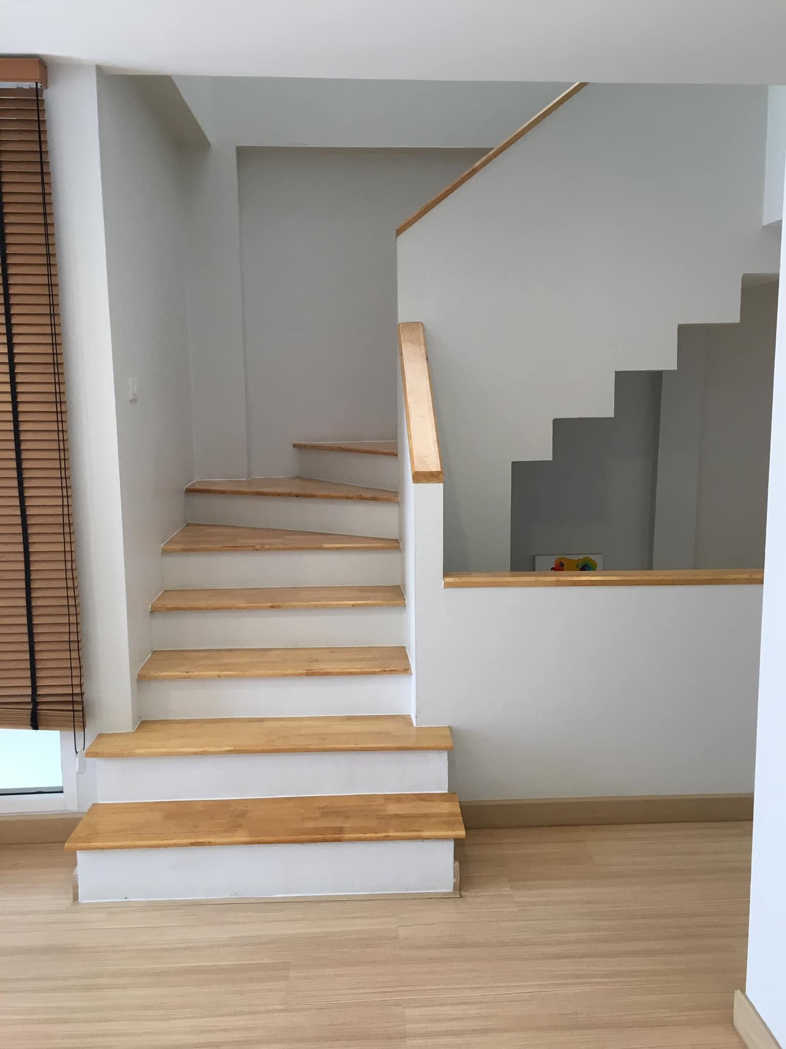 Monotown 1 Faham - Image 11