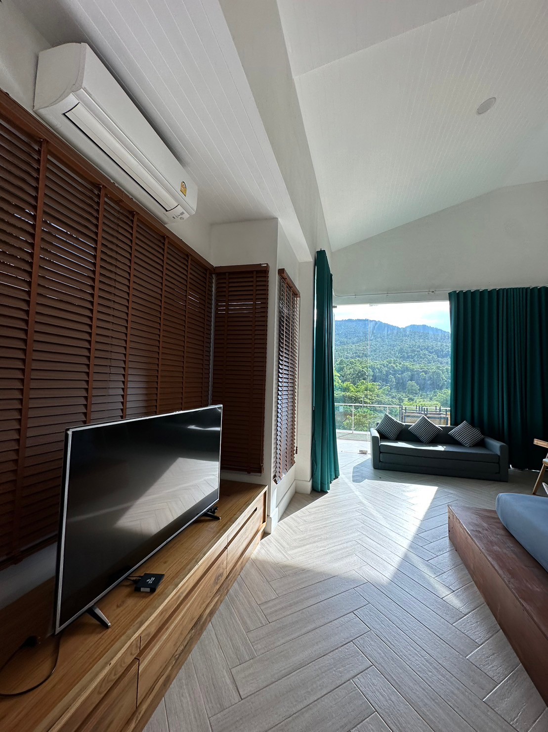 5 Bedroom House For Rent in Don Kaeo, Mae Rim, Chiang Mai - Image 14