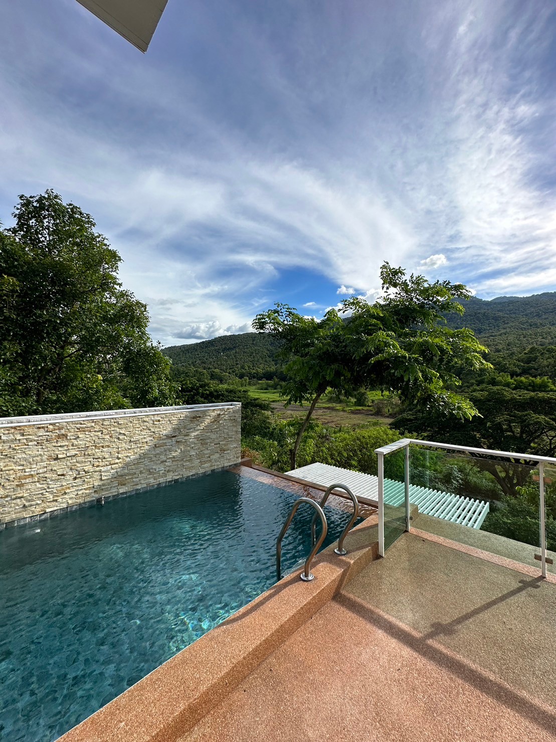 5 Bedroom House For Rent in Don Kaeo, Mae Rim, Chiang Mai - Image 1